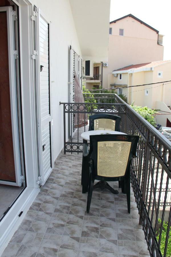 Mitko Apartments Будва Екстер'єр фото