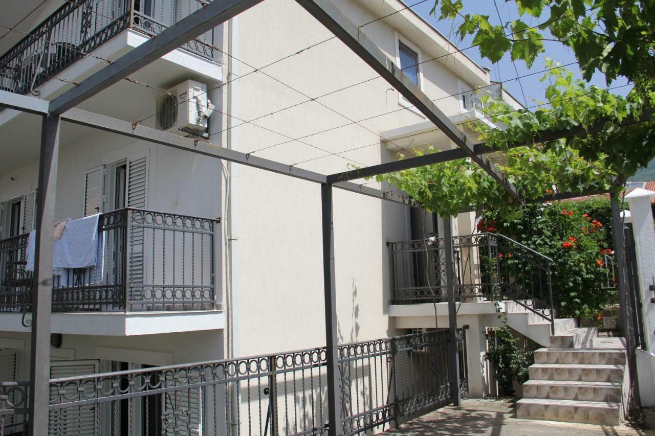 Mitko Apartments Будва Екстер'єр фото
